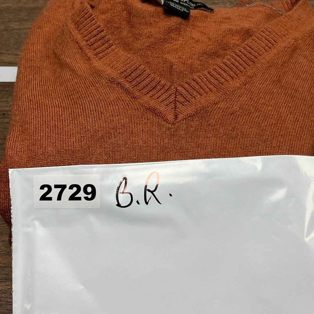 Banana Republic Pullover Mens XL Orange Rust‎ Long Sleeve Merino Wool V-Neck EUC